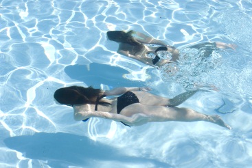 Binnenkort op vakantie en weten waar u op moet letten om veilig te zwemmen? Wij hebben handige tips voor u!